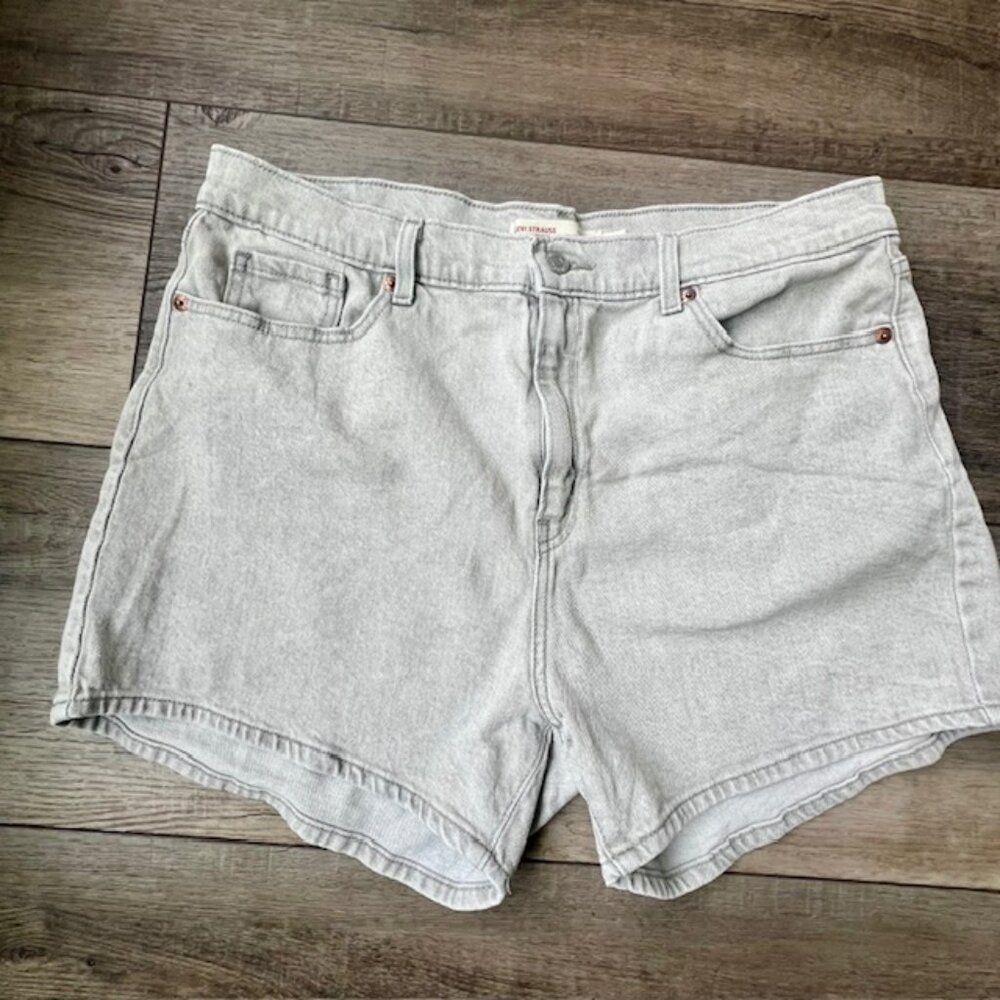 Levis Gray Denim Vintage Original Shorts Cotton Summer Vacation Hi Rise Sz 14